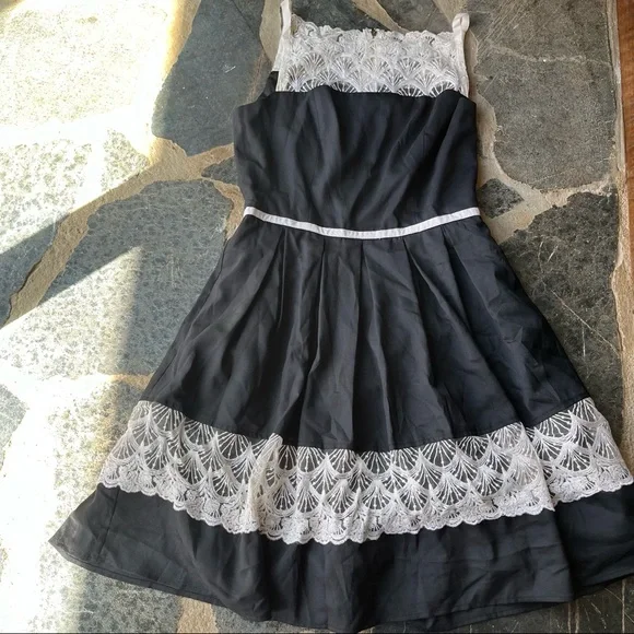 Modcloth | Dresses | Modcloth Black And White Lace Dress | Poshmark